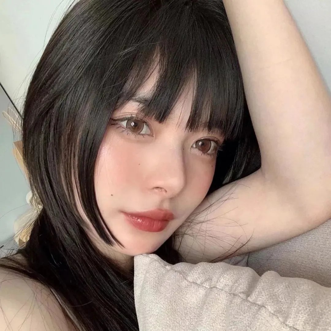 黑暗缪斯封面